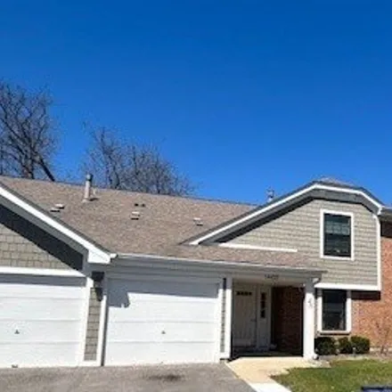 Rent this 3 bed condo on 377 Sandalwood Lane in Schaumburg, IL 60193