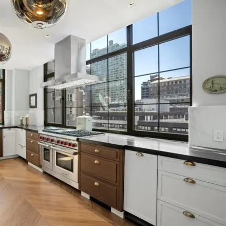 Image 6 - Courant, 360 West 36th Street, New York, NY 10018, USA - Apartment for sale