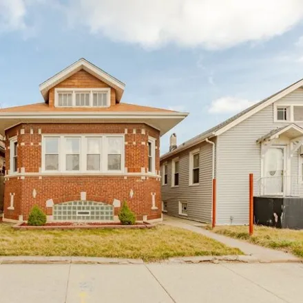 Image 2 - 10131 South Calumet Avenue, Chicago, IL 60628, USA - House for sale