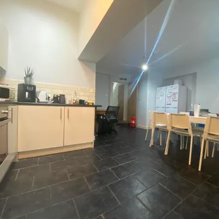 Rent this 8 bed townhouse on 20 Harriet Street in Cardiff, CF24 4BU