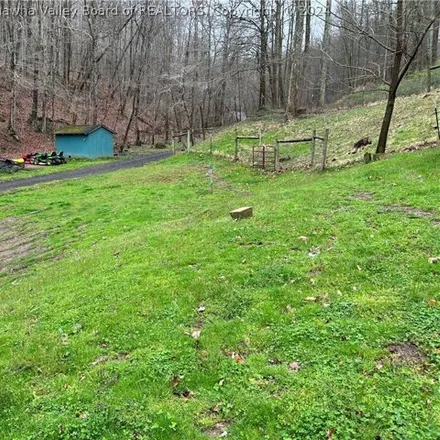 Image 7 - Uni Road, Clay County, WV 25063, USA - House for sale