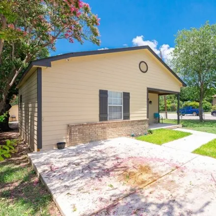 Image 5 - 235 Gray St, San Antonio, Texas, 78208 - House for sale