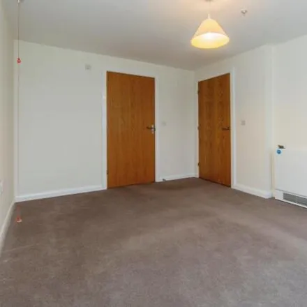 Image 9 - Wimborne House, Gravesend, DA12 5FG, United Kingdom - Apartment for sale