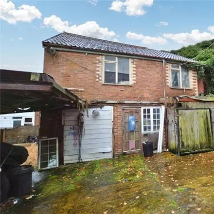 Image 2 - 15 Whipton Village Road, Exeter, EX4 8AN, United Kingdom - House for sale