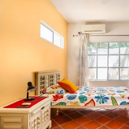 Rent this 2 bed house on Cartagena