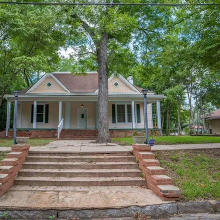 Image 1 - 101 South Chestnut Street, Greensboro, Greene County, GA 30642, USA - House for sale