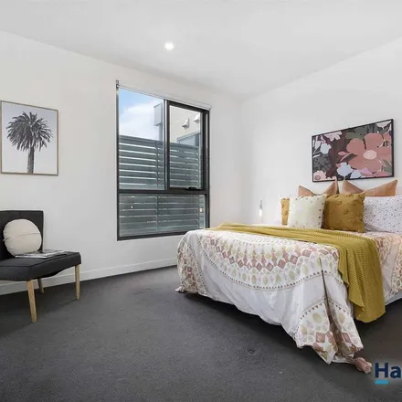 Rent this 1 bed apartment on IGA in 73 Hawthorn Road, Caulfield North VIC 3161