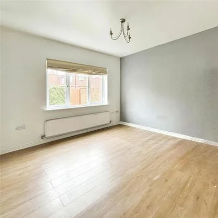 Image 3 - Roman Way, Chart Sutton, ME17 4SH, United Kingdom - Apartment for sale