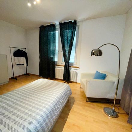 Rent this 0 bed room on Bahnhofstrasse in 8952 Schlieren, Suiza