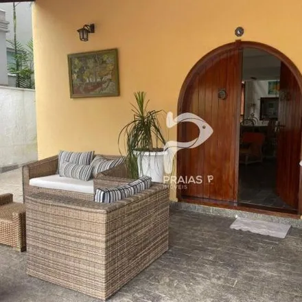 Buy this 5 bed house on Rua Passeio do Maracatú in Riviera de São Lourenço, Bertioga - SP