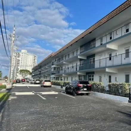Rent this 2 bed condo on 1544 Southeast 21st Avenue in Lauderdale-by-the-Sea, Broward County
