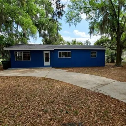 Buy this 3 bed house on 786 West 6th Street in Lakeland, FL 33805