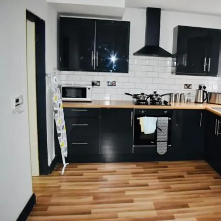 Rent this 3 bed apartment on 2 Wallett Avenue in Beeston, NG9 2QR