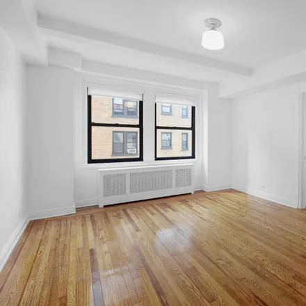 Image 1 - 270 W 72nd St, Unit 2105 - Apartment for rent