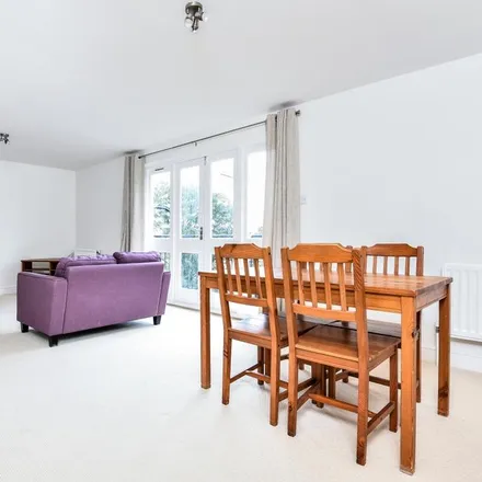 Rent this 2 bed apartment on 21 Grove Park in Denmark Hill, London