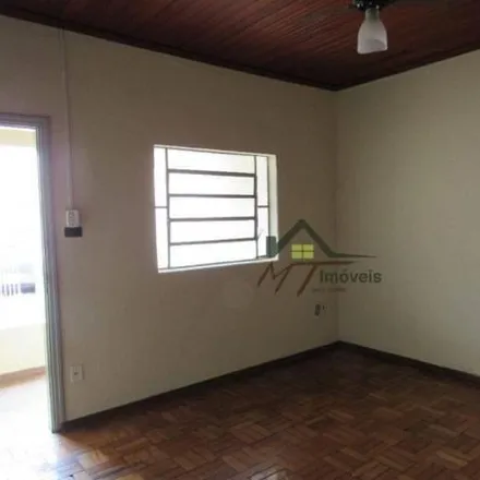 Rent this 3 bed house on Rua Ângelo Barijan in Vila do Sol, Sumaré - SP