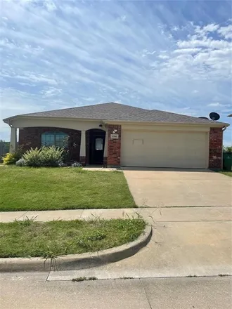 Rent this 3 bed house on 1700 Summit Hill Parkway in Howe, TX 75459