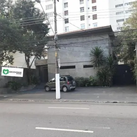 Rent this studio house on Rua Estados Unidos 1451 in Cerqueira César, São Paulo - SP