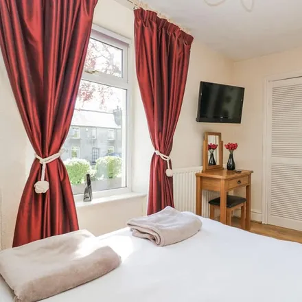 Rent this 2 bed duplex on Aldingham in LA12 0PF, United Kingdom