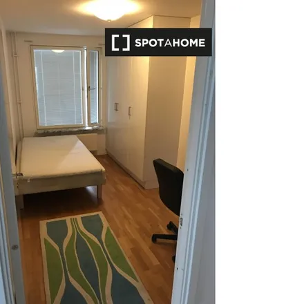 Rent this 1 bed room on Brattforsgatan 5 in 123 50 Stockholm, Sweden