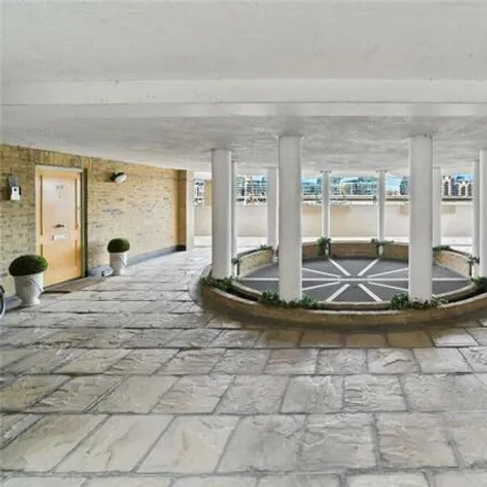 Image 7 - Riverview Heights, 27 Bermondsey Wall West, London, SE16 4WA, United Kingdom - Loft for sale