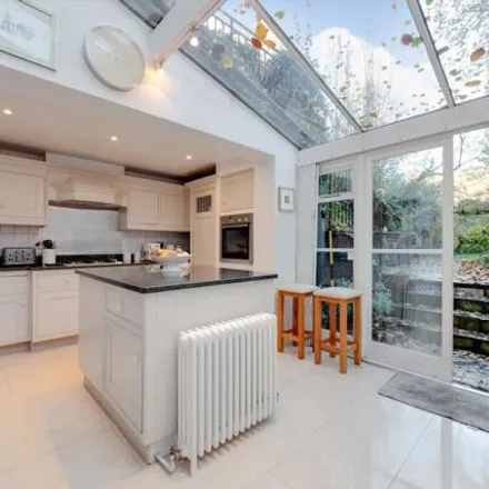Image 6 - Gloucester Crescent, Primrose Hill, London, NW1 7DS, United Kingdom - Townhouse for sale
