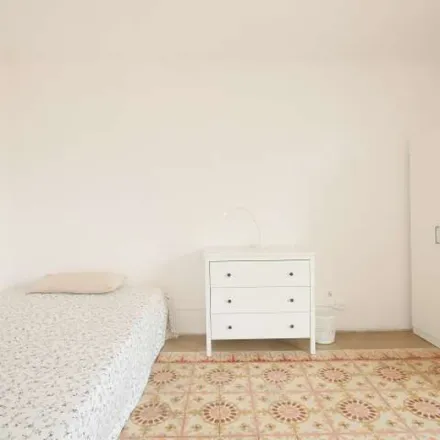 Image 3 - Carrer de Muntaner, 37, 08001 Barcelona, Spain - Apartment for rent