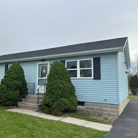 Buy this 3 bed house on 118 Getmac Avenue in Village of Canastota, NY 13032