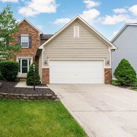 Buy this 4 bed house on 2895 Wynneleaf St in Hilliard, Ohio