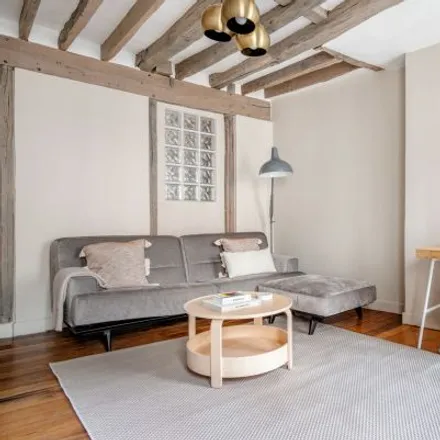Rent this 2 bed townhouse on 54 Rue de Miromesnil in 75008 Paris, France