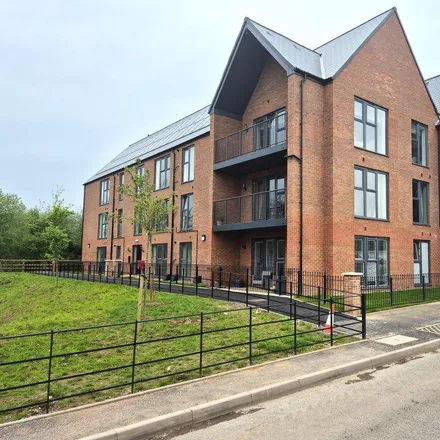 Rent this 2 bed apartment on unnamed road in Amblecote, DY8 4FR