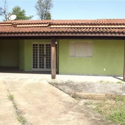 Buy this 2 bed house on Rua Mané Garrincha in Paulínia - SP, 13145-089