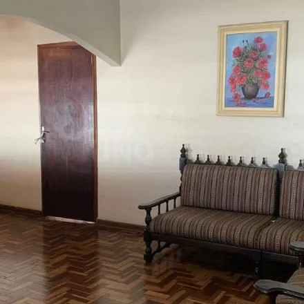 Buy this 3 bed house on Rua Doutor Alvim in São Judas, Piracicaba - SP