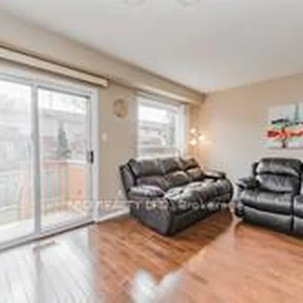 Image 1 - 2768 Lindholm Crescent, Mississauga, ON L5M 4S1, Canada - Townhouse for rent