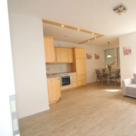 Rent this 2 bed apartment on Bayreuther Straße 27a in 90409 Nuremberg, Germany