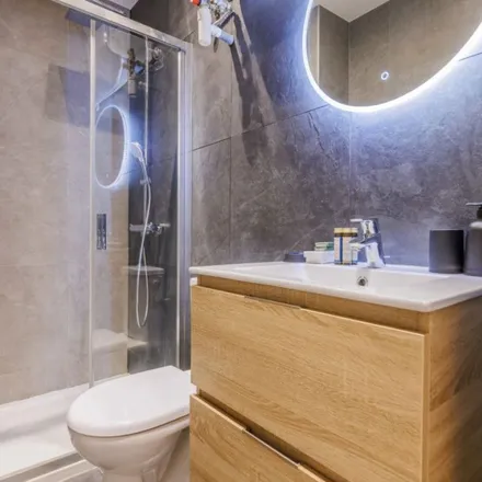 Rent this 1 bed apartment on 30 x Route d'Auteuil aux Lacs in 75016 Paris, France