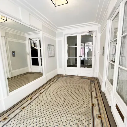 Image 5 - 16 Rue de Chaillot, 75116 Paris, France - Apartment for rent