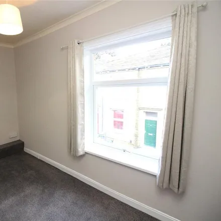 Image 5 - 10 Harley Place, Rastrick, HD6 3AE, United Kingdom - Townhouse for rent