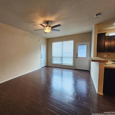 Image 4 - 294 Rosalie Dr, New Braunfels, Texas, 78130 - Apartment for rent