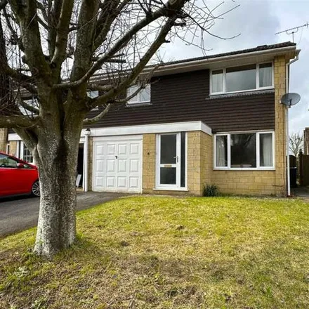 Buy this 3 bed duplex on Kerry Close in Derry Hill, SN11 9PE
