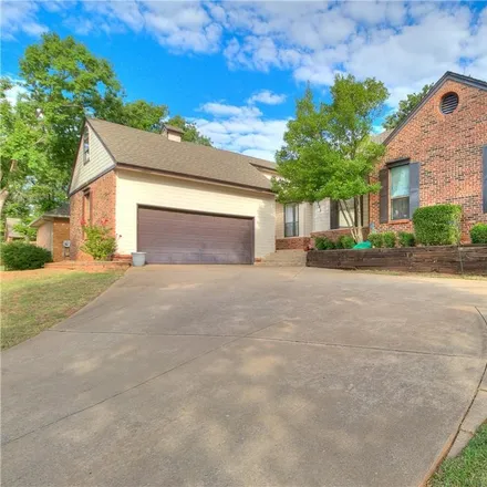 Buy this 3 bed house on 2301 Woodford Way in Edmond, OK 73034
