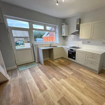 Rent this 4 bed house on The White House in Shepley Street, Stalybridge