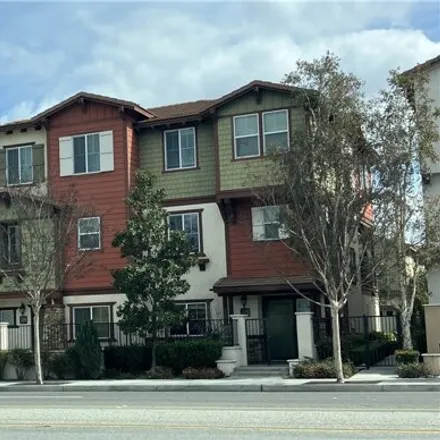 Rent this 3 bed townhouse on 714 Tangerine Way in Fullerton, CA 92832