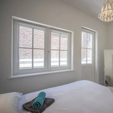 Rent this 2 bed apartment on 2042 HA Zandvoort