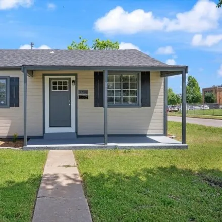 Buy this 2 bed house on 1289 Northwest 96th Street in Britton, Oklahoma City