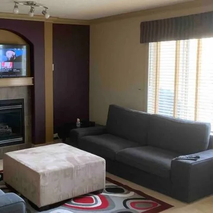 Image 1 - Chestermere, AB T1X 1J2, Canada - House for rent