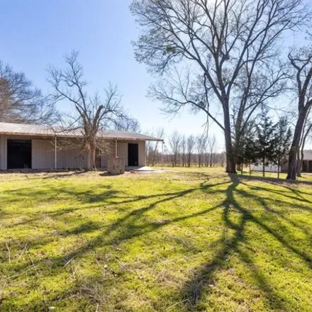 Image 1 - 598 East Cook Street, Eustace, Henderson County, TX 75124, USA - House for sale