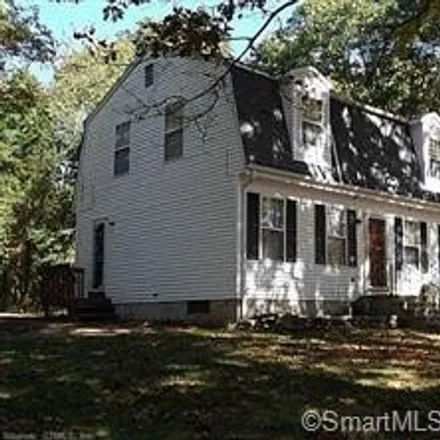Buy this 3 bed house on 8 Pheasant Run Road in Stonington, CT 06378