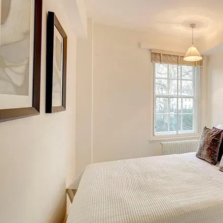 Image 4 - Pelham Court, 145 Fulham Road, London, SW3 6SD, United Kingdom - Apartment for rent