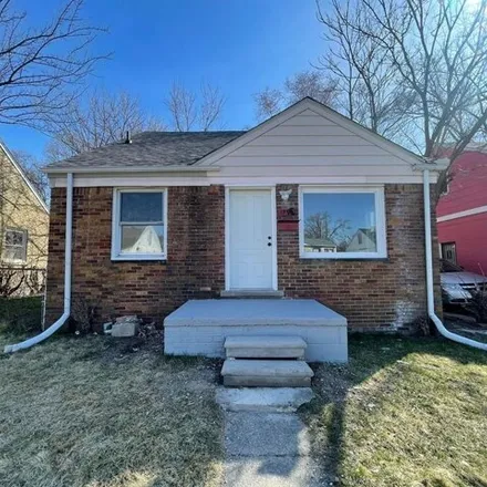 Rent this 3 bed house on 17952 Mackay Street in Detroit, MI 48212